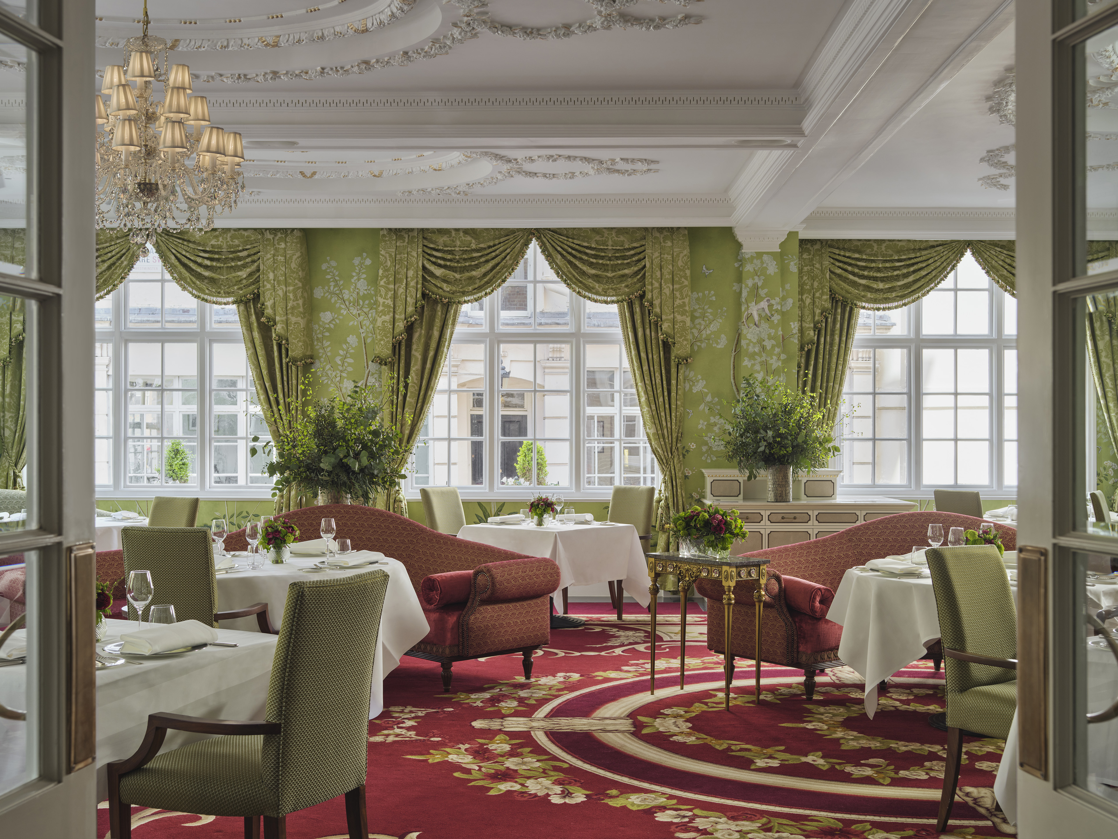The Goring Hotel ザ・ゴーリングホテル ケーキスタンド
